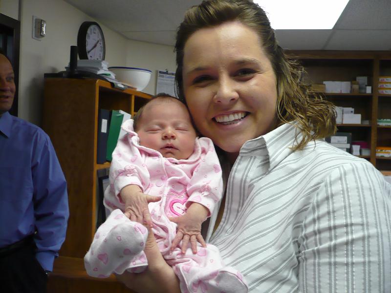 Hailee6th24 009.jpg - I take a trip to church and meet: Shannon